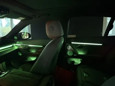 BMW 5시리즈 G60 1,2열 스피커 엠비언트와 2열 인터렉션바 시공으로 연동까지 깔끔하게 시공 / 천안시 동남구