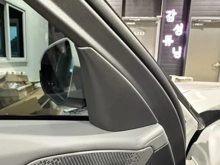 BMW 5시리즈 G60 1,2열 스피커 엠비언트와 2열 인터렉션바 시공으로 연동까지 깔끔하게 시공 / 천안시 동남구