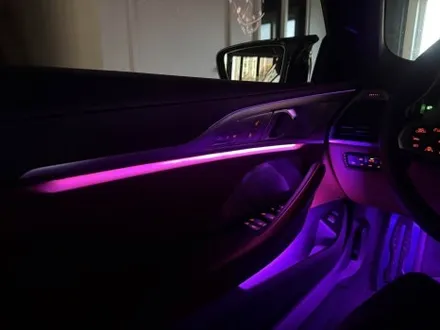 BMW M850i 실내 순정엠비언트 아쉬운광량 감성튜닝에서 엠비언트 시공으로 꽉잡아보았습니다! / 천안시 동남구