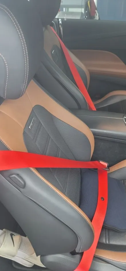 천안 전차종 시공 가능한 안전벨트 튜닝으로 E53 AMG 확실한 실내 드레스업 튜닝~ / 천안시 동남구