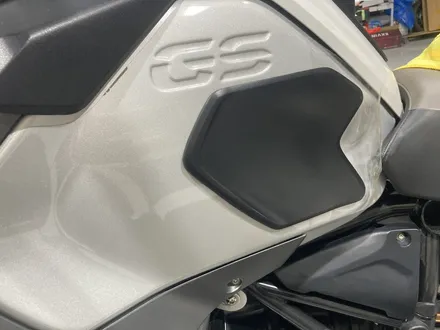 BMW R1200 바이크 PPF 카본 포인트 랩핑 구미 니트로 / 구미시 양호동