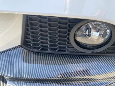 BMW 5시리즈 카본 파츠 부품 장착 및 사이드미러랩핑, 사이드 스텝 데칼 스티커 구미 랩핑 / 구미시 양호동