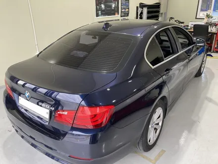 bmw 520d F바디 에리버리 전체 글로스 그레이 랩핑 / 구미시 양호동