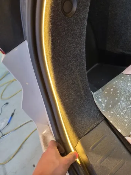 트레일 블레이저 트렁크 식빵등 릴레이 웜화이트 실내등 LED 교체 구미 니트로 쉐보레 / 구미시 양호동