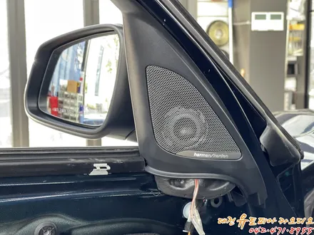 대전 카오디오 [BMW 118D] 없던 스피커가 생겼어요! 소리도 확실히 좋아졌어요!