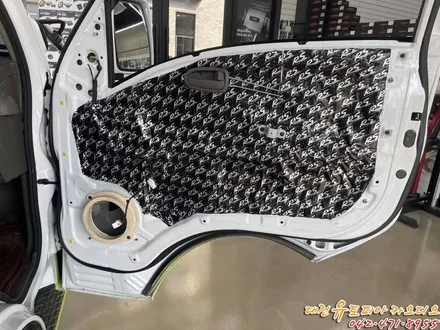 [ 포터2 ] DSP앰프와 포칼 스피커로 업그레이드 된 카오디오 시스템