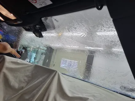 썬팅 시공과 유리막 코팅 작업으로 깔끔하게 출고된 BMW 530e! / 대구 달서구 이곡동