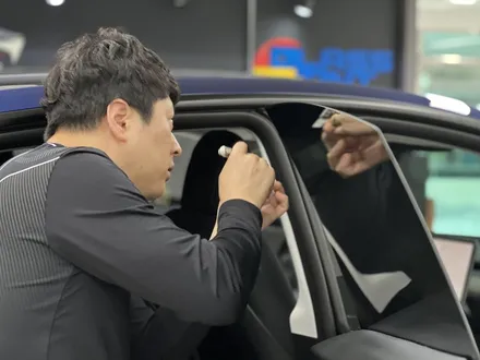 대구 테슬라썬팅. 모델Y 유리 농도가 달라도 딱히 걱정할 필요없음 / 대구 달서구 이곡동
