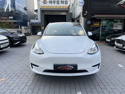 대구 테슬라, 썬팅 튜닝 오버젠 오토프렁크 장착하는 모델 Y - 바이지츠 아우토 대구 성서점 / 대구 달서구 이곡동