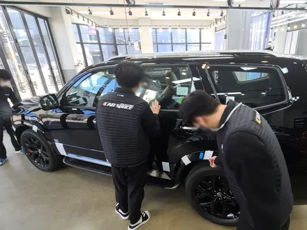 각종 전문기기 사용으로 더욱 정확한 신차검수가 진행된 모하비. / 대구 달서구 이곡동