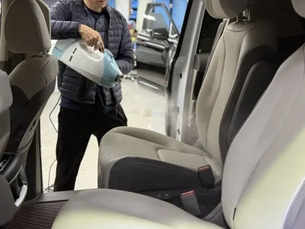 대구 카니발 신차패키지 썬팅, 바닥, 사이드스텝, 라디에이터 그릴망까지 모두 최고의 핏. / 대구 달서구 이곡동