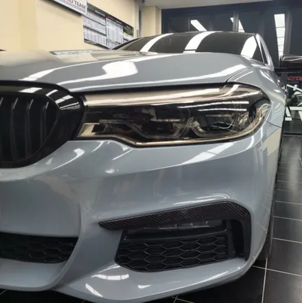 BMW 5시리즈 G30 530 대구 전체 랩핑 카본 루프스킨 크롬죽이기 휠복원 / 대구 북구 연경동