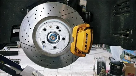 송파동 벤츠 GT43 AMG 자동차 캘리퍼도색 안정적인 시공 / 경기 수원 권선