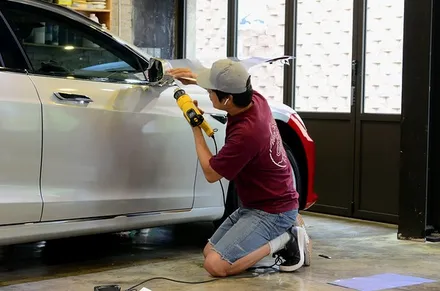 ★★★[AP-카스킨/컬러랩핑] 음악가부부의 테슬라 모델S,TESLA  MODEL S: 컬러체인지로 내맘에드는 컬러를 입히자~  Metallic Silver / 서울 성동구 응봉동