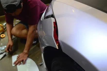 ★★★[AP-카스킨/컬러랩핑] 음악가부부의 테슬라 모델S,TESLA  MODEL S: 컬러체인지로 내맘에드는 컬러를 입히자~  Metallic Silver / 서울 성동구 응봉동