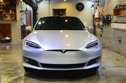 ★★★[AP-카스킨/컬러랩핑] 음악가부부의 테슬라 모델S,TESLA  MODEL S: 컬러체인지로 내맘에드는 컬러를 입히자~  Metallic Silver / 서울 성동구 응봉동