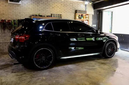 BENZ GLA45 AMG : 생활보호PPF+퓨어그래스매트로 가볍지만 든든한 신차보호 아이템_AP모터스 / 서울 성동구 응봉동