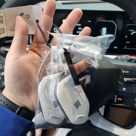 용산 신차패키지 기아 EV9 티나인 R100썬팅 LXQ500블랙박스 시공 완료! / 은평구 증산동