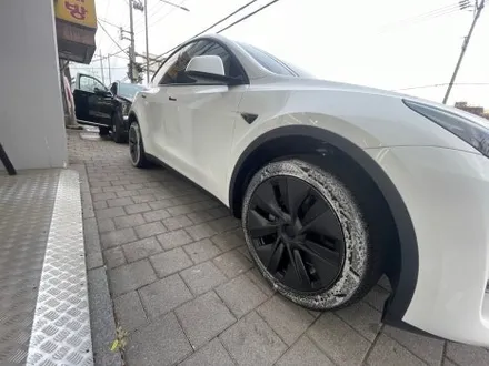 은평구 썬팅 테슬라 모델Y 신차패키지 브이쿨K 윈도우 틴팅으로 / 은평구 증산동