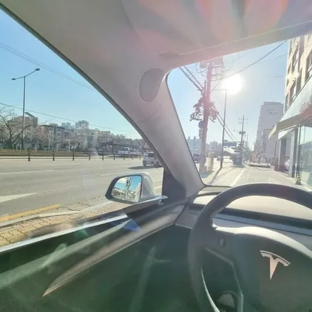 테슬라 모델Y 신차패키지 레이노 S9 썬팅 및 블랙박스 파인뷰 LXQ500 설치 / 은평구 증산동