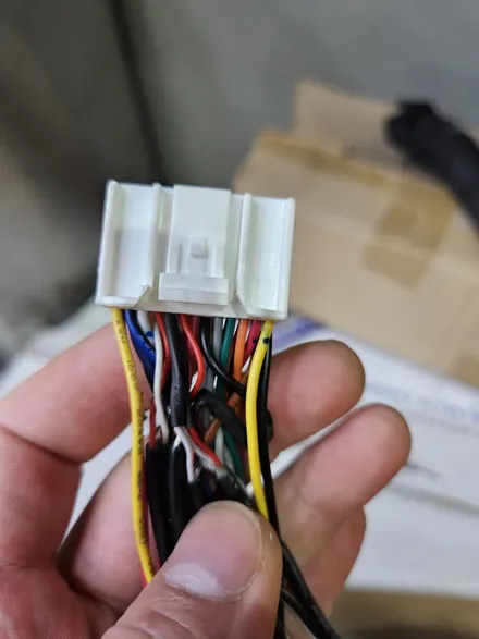 부산 벤츠w246 B클래스 안드로이드올인원 타업체에서 장착 실패후 찾아주신 고객님