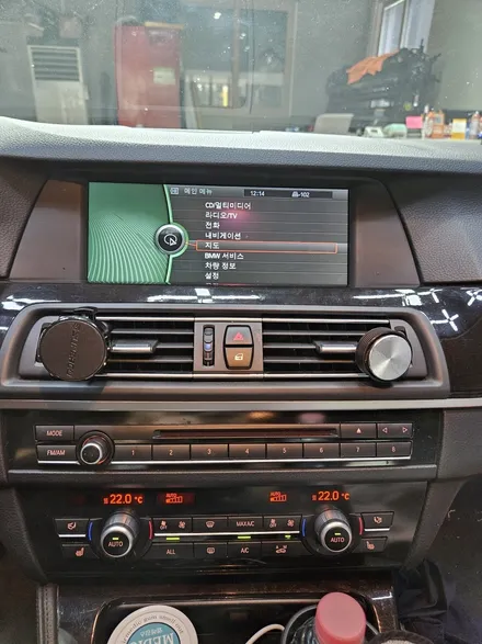 부산 안드로이드 올인원 장착전문점 오빠차 BMW f10 12.3인치 장착