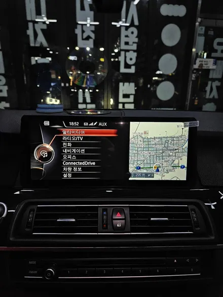 부산 BMW F10 520D NAVIFLY 7862 12.3인치 안드로이드 올인원  장착작업