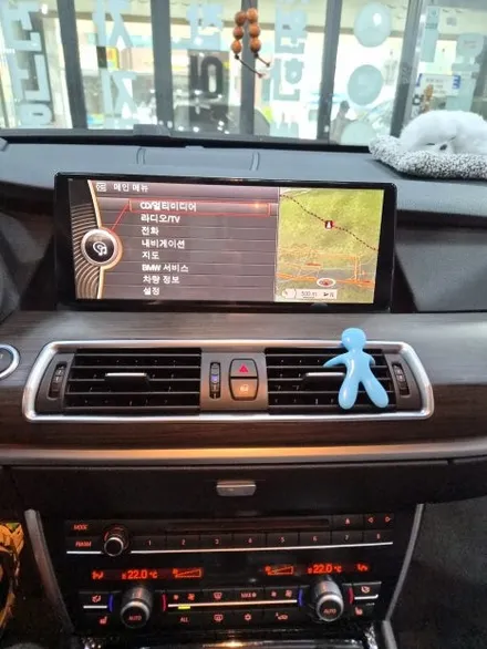 BMW 5GT 12.6인치 안드로이드 올인원 장착 부산경남 수입차 알리직구 안드로이드 올인원 전문 장착점 오빠차