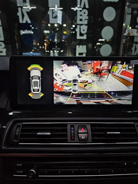 부산 BMW F10 520D NAVIFLY 7862 12.3인치 안드로이드 올인원  장착작업