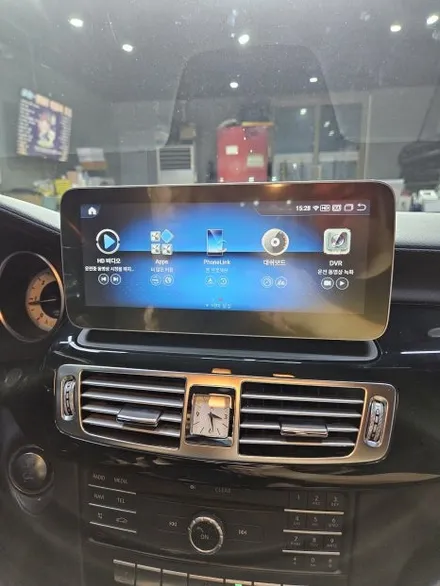 부산경남 w218 cls 2017년식 안드로이드올인원 장착작업