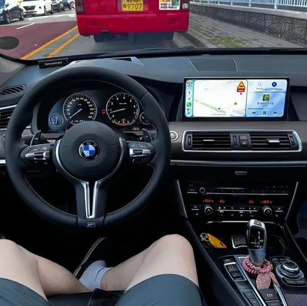 BMW 5GT 튜닝, M핸들·카플레이 모니터 시공 전후 비교 / 구로동
