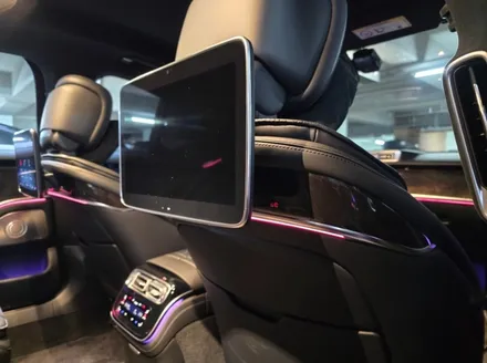 벤츠 W223 S580 피아노트림, 액티브엠비언트 출장시공 후기 4D 전동 부메스터, S클래스 고퀄리티 출장시공 / 구로동
