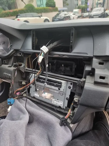 부산 BMW핸들교체 BMW안드로이드올인원 BMW커스텀튜닝전문! 전국방문출장가능업체! / 구로동