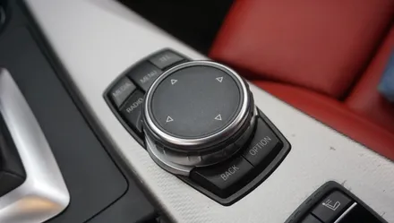 창원 BMW 428i 안드로이드올인원 / 순정 기능을 모두 활용하며, 무선으로 사용 가능한 차량용 태블릿 / 구로동