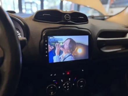 지프 부산 안드로이드올인원 JEEP 레니게이드 네비게이션교체 시공기! 카플레이 안드로이드 전부 가능~! / 구로동