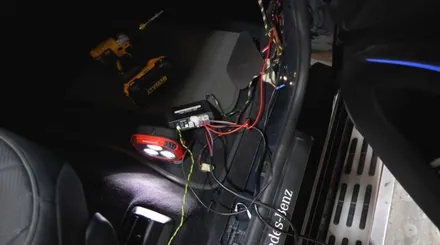 벤츠 EQS SUV 사이드 스텝 파손 시, 순정 사이드 스커트와 전동 발판 중 어떤 것이 나을까? / 구로동
