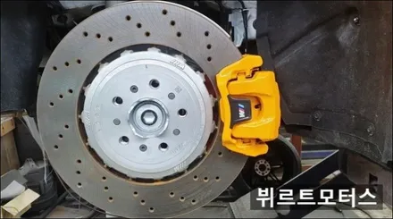 송파구에서 BMW M3 캘리퍼 도색 휠 튜닝으로 한껏 멋지게 / 구로동