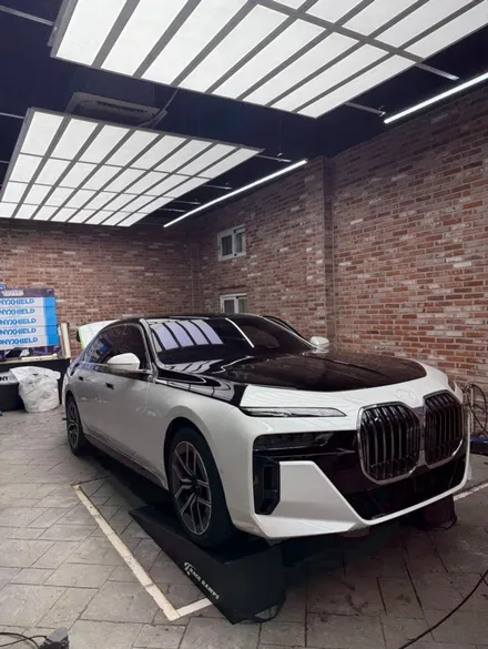 동탄 BMW 7시리즈 전체PPF, 듀오톤 랩핑으로 완성된 품격  전체PPF와 듀오톤 랩핑, 디테일이 만드는 차이 / 구로동