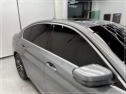 인천 청라 BMW 썬팅 비반사 블랙으로 5시리즈 윈도 틴팅 (글라스틴트 로데) / 구로동