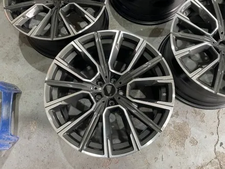 천안휠복원 BMW7시리즈 휠기스 휠스크래치 수리진행 시공기 / 구로동