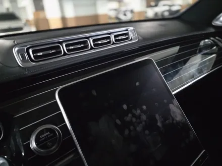 벤츠 W223 S580 피아노트림, 액티브엠비언트 출장시공 후기 4D 전동 부메스터, S클래스 고퀄리티 출장시공 / 구로동