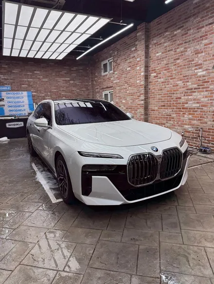 동탄 BMW 7시리즈 전체PPF, 듀오톤 랩핑으로 완성된 품격  전체PPF와 듀오톤 랩핑, 디테일이 만드는 차이 / 구로동