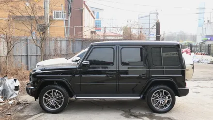 벤츠 G450d W463A, 통풍시트·전동 스텝·고스트도어로 편의성 높이기 / 구로동