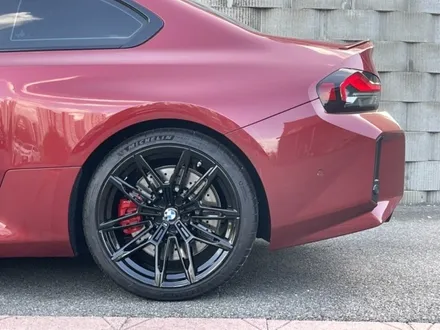 부산휠도색 BMW G87 M2, 930M 휠 유광블랙 도색이 맞을까? 이 차종에 이 방식이 맞는 이유 (오늘의카 부산점) / 구로동