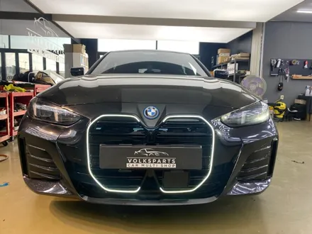 BMW i4 아이코닉 글로우 그릴, 인천 시공 후기, 비포어 애프터 확인해보니 왜 하는줄 이유알겠네 실제시공후기 공개! / 구로동