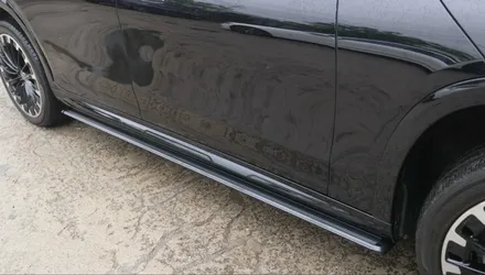 벤츠 EQS SUV 사이드 스텝 파손 시, 순정 사이드 스커트와 전동 발판 중 어떤 것이 나을까? / 구로동