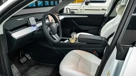 하남, 송파 테슬라 요크핸들 튜닝 교체 작업 / 모델 y 추천 튜닝 / 구로동