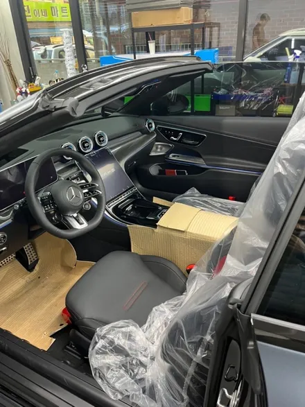 벤츠 CLE 53amg 전체 랩핑과 크롬죽이기. 다크나이트 패키지로 완벽 변신할 수 있을까? (오늘의카 잠실점) / 구로동
