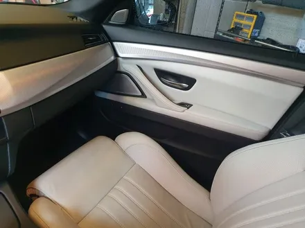 경기 화성 튜닝 BMW M5 칙칙한 실내를 바꿔줄 실내 카본 수전사 튜닝! / 구로동