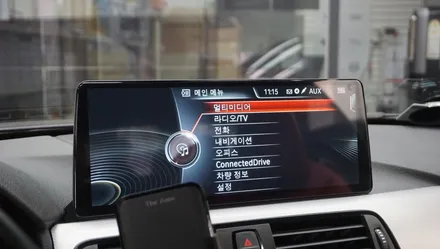 창원 BMW 428i 안드로이드올인원 / 순정 기능을 모두 활용하며, 무선으로 사용 가능한 차량용 태블릿 / 구로동